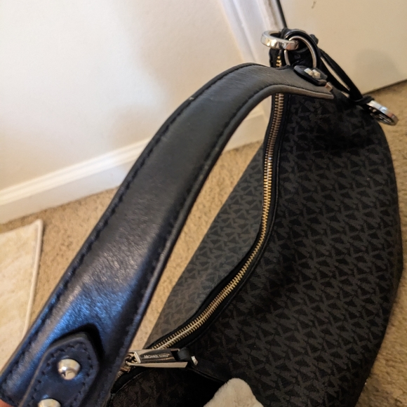 Michael Kors MK handbag - Picture 6 of 13